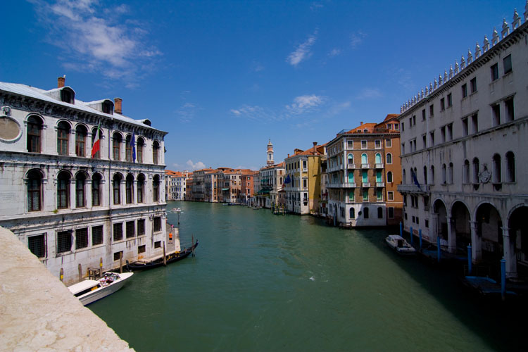 Venedig: Blick von der Rialtobrücke auf den Canal Grande (die entgegengesetzte Richtung) 